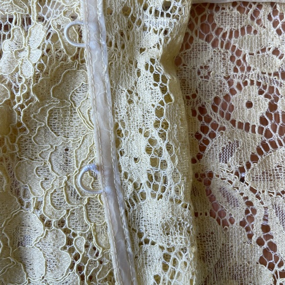 Doen Sohana Dress in Daffodil Yellow - Picture 5 of 6